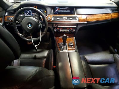 Zdjęcie 8 z 12 samochodu: 2014 BMW 750 LI VIN:WBAYE8C56ED780500 - miniatura