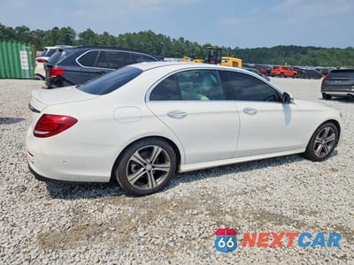 Trzecie zdjęcie samochodu z tyłu: 2017 MERCEDES-BENZ E 300 VIN:WDDZF4JB5HA074376 - miniatura