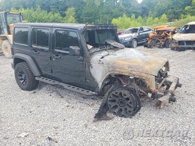 Czwarte zdjęcie samochodu z boku: 2017 JEEP WRANGLER UNLIMITED SPORT VIN:1C4BJWDG2HL529265 - miniatura