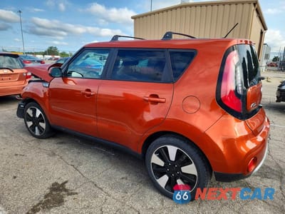Drugie zdjęcie samochodu z przodu: 2018 KIA SOUL + VIN:KNDJP3A56J7568225 - miniatura