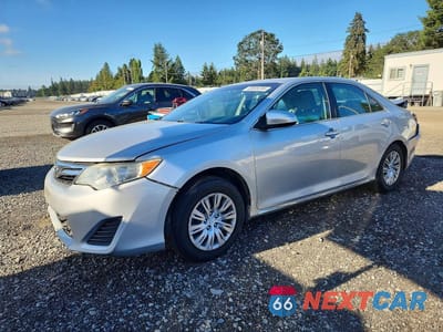 2014 TOYOTA CAMRY LE 4T4BF1FK9ER405944 - główne zdjęcie licytacji z USA - miniatura