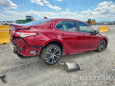 Trzecie zdjęcie samochodu z tyłu: 2018 TOYOTA CAMRY HYBRID SE VIN:4T1B21HK3JU506815 - miniatura