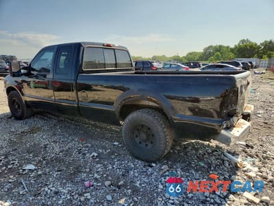 Drugie zdjęcie samochodu z przodu: 2000 FORD F250 SUPER DUTY VIN:1FTNX20S5YEA47618 - miniatura