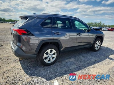Trzecie zdjęcie samochodu z tyłu: 2020 TOYOTA RAV4 LE VIN:2T3G1RFV0LW121548 - miniatura