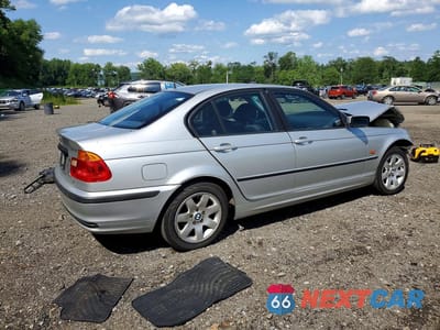 Czwarte zdjęcie samochodu z boku: 1999 BMW 323 I AUTOMATIC VIN:WBAAM3339XCA80097 - miniatura