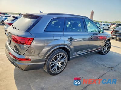 Trzecie zdjęcie samochodu z tyłu: 2019 AUDI Q7 TECHNIK S-LINE VIN:WA1WAAF78KD011156 - miniatura