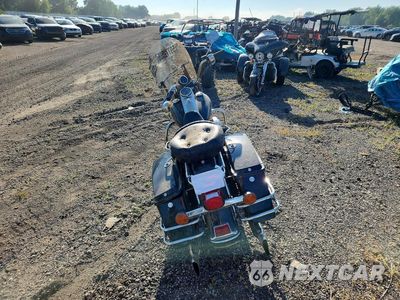 Czwarte zdjęcie samochodu z boku: 2005 HARLEY-DAVIDSON FLHPI VIN:1HD1FHW185Y674549 - miniatura