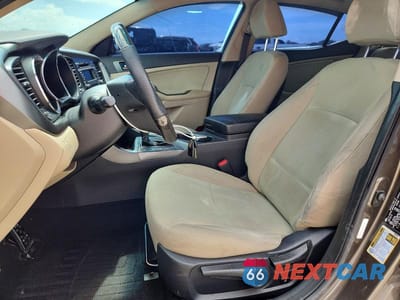 Zdjęcie 7 z 12 samochodu: 2013 KIA OPTIMA LX VIN:5XXGM4A74DG174146 - miniatura