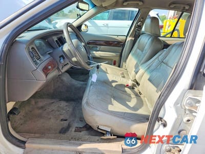 Zdjęcie 7 z 12 samochodu: 2009 MERCURY GRAND MARQUIS LS VIN:2MEHM75V89X635159 - miniatura