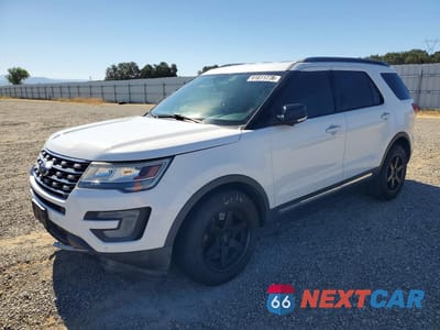 2017 FORD EXPLORER XLT 1FM5K7D88HGD05916 - główne zdjęcie licytacji z USA - miniatura