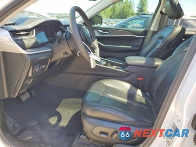 Zdjęcie 7 z 13 samochodu: 2024 JEEP GRAND CHEROKEE LIMITED VIN:1C4RJHBG6RC680303 - miniatura
