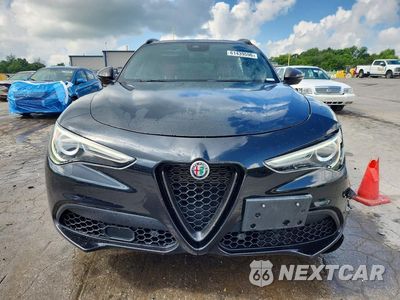 Piąte zdjęcie samochodu w środku: 2020 ALFA ROMEO STELVIO TI VIN:ZASPAKBN5L7C93994 - miniatura