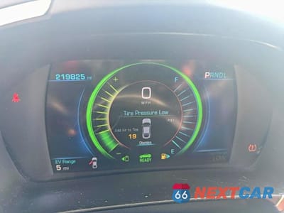 Zdjęcie 9 z 13 samochodu: 2017 CHEVROLET VOLT PREMIER VIN:1G1RB6S51HU100067 - miniatura