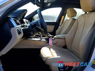Zdjęcie 7 z 12 samochodu: 2017 BMW 330E VIN:WBA8E1C31HA156986 - miniatura