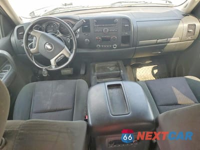 Zdjęcie 8 z 12 samochodu: 2007 CHEVROLET SILVERADO K1500 CREW CAB VIN:2GCEK13M771516052 - miniatura