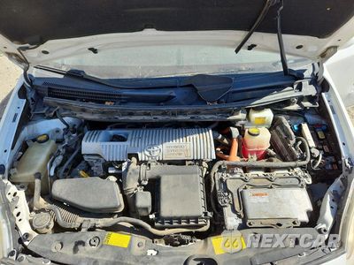 Zdjęcie 12 z 13 samochodu: 2011 TOYOTA PRIUS FIVE VIN:JTDKN3DU1B5317395 - miniatura