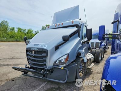 2024 FREIGHTLINER CASCADIA 126 SEMI TRUCK 1FUJHLDV8RLUP2679 - główne zdjęcie licytacji z USA - miniatura
