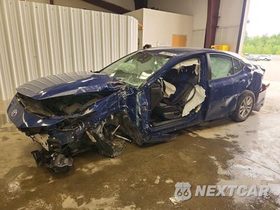 2025 TOYOTA CAMRY LE 4T1DAACK8SU103529 - główne zdjęcie licytacji z USA - miniatura
