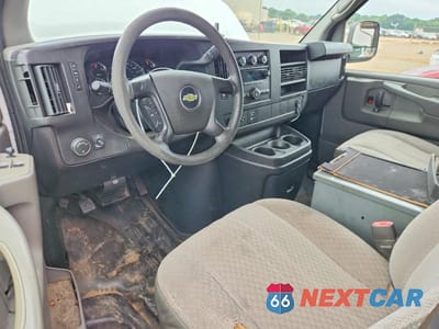 Zdjęcie 8 z 13 samochodu: 2012 CHEVROLET EXPRESS G2500 VIN:1GCWGFCA4C1159339 - miniatura