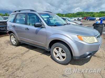Czwarte zdjęcie samochodu z boku: 2011 SUBARU FORESTER 2.5X VIN:JF2SHABC5BH745993 - miniatura