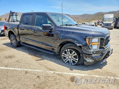 Czwarte zdjęcie samochodu z boku: 2023 FORD F150 SUPERCREW VIN:1FTEW1EP9PKE57033 - miniatura