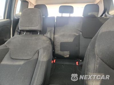 Zdjęcie 10 z 13 samochodu: 2021 JEEP RENEGADE SPORT VIN:ZACNJDAB5MPM12583 - miniatura