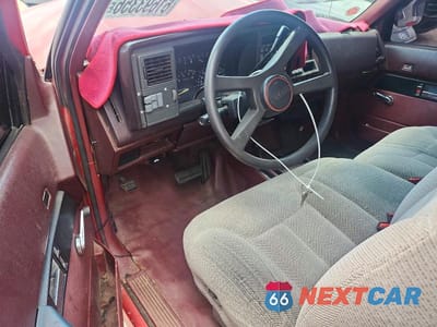 Zdjęcie 8 z 12 samochodu: 1992 GMC SIERRA K2500 VIN:1GTGK24F0NE527842 - miniatura