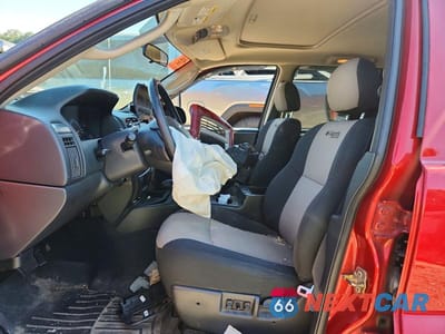 Zdjęcie 7 z 12 samochodu: 2004 JEEP GRAND CHEROKEE LAREDO VIN:1J4GW48S44C291594 - miniatura