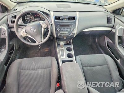 Zdjęcie 8 z 12 samochodu: 2015 NISSAN ALTIMA 2.5 S VIN:1N4AL3AP7FC103731 - miniatura