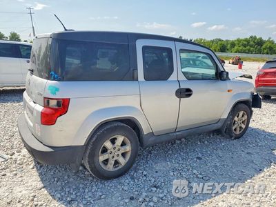 Trzecie zdjęcie samochodu z tyłu: 2010 HONDA ELEMENT EX-P VIN:5J6YH2H73AL000528 - miniatura