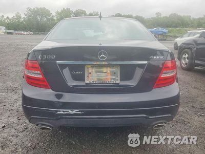 Zdjęcie 6 z 12 samochodu: 2014 MERCEDES-BENZ C 300 4MATIC VIN:WDDGF8AB5EA890563 - miniatura