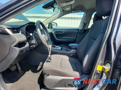 Zdjęcie 7 z 13 samochodu: 2020 TOYOTA RAV4 LE VIN:2T3G1RFV0LW121548 - miniatura