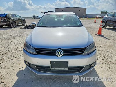 Piąte zdjęcie samochodu w środku: 2014 VOLKSWAGEN JETTA TDI VIN:3VWLL7AJ5EM311106 - miniatura