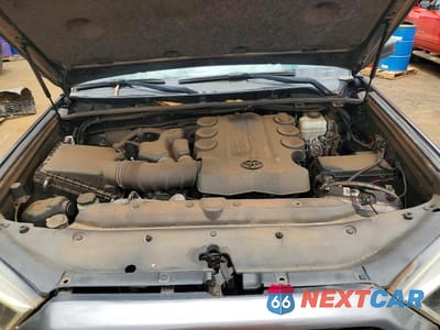 Zdjęcie 12 z 13 samochodu: 2019 TOYOTA 4RUNNER VIN:JTEBU5JRXK5665609 - miniatura