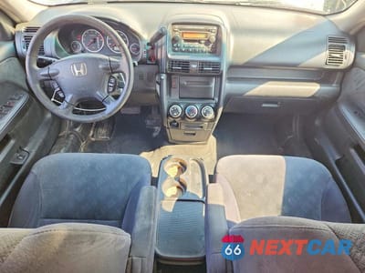 Zdjęcie 8 z 13 samochodu: 2005 HONDA CR-V EX VIN:SHSRD78835U308506 - miniatura