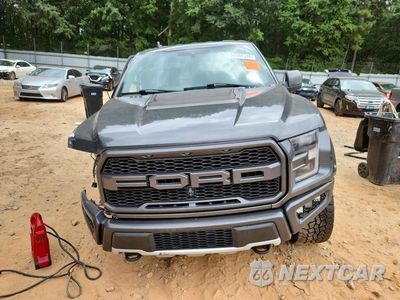Piąte zdjęcie samochodu w środku: 2019 FORD F150 RAPTOR VIN:1FTFW1RG4KFA53623 - miniatura