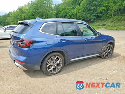 Trzecie zdjęcie samochodu z tyłu: 2022 BMW X3 XDRIVE30I VIN:5UX53DP03N9N10676 - miniatura