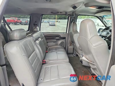 Zdjęcie 10 z 12 samochodu: 2005 FORD EXCURSION XLT VIN:1FMNU40S05EB81738 - miniatura