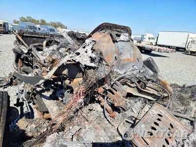 Zdjęcie 9 z 12 samochodu: 2018 FREIGHTLINER CASCADIA 125 TRUCK CAB AND CHASSIS VIN:3AKJGLDR2JSHU4578 - miniatura