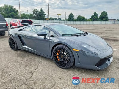 Czwarte zdjęcie samochodu z boku: 2012 LAMBORGHINI GALLARDO VIN:ZHWGU5BZ5CLA11472 - miniatura