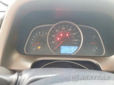 Zdjęcie 9 z 13 samochodu: 2015 TOYOTA RAV4 LE VIN:JTMBFREV0FD152149 - miniatura