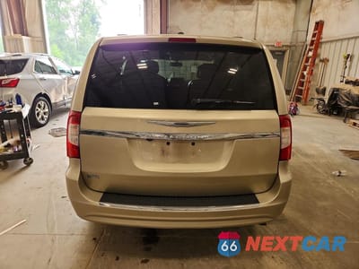 Zdjęcie 6 z 13 samochodu: 2015 CHRYSLER TOWN & COUNTRY TOURING VIN:2C4RC1BG1FR538073 - miniatura