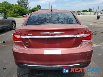 Zdjęcie 6 z 12 samochodu: 2013 CHRYSLER 200 LX VIN:1C3CCBAB2DN697880 - miniatura
