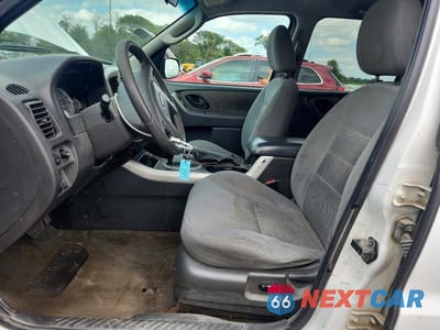 Zdjęcie 7 z 13 samochodu: 2007 FORD ESCAPE HEV VIN:1FMYU59H57KA49654 - miniatura