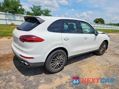 Trzecie zdjęcie samochodu z tyłu: 2017 PORSCHE CAYENNE SE HYBRID PLATINUM VIN:WP1AE2A2XHLA76075 - miniatura