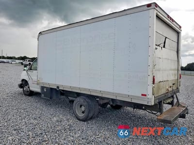 Drugie zdjęcie samochodu z przodu: 2006 CHEVROLET EXPRESS G3500 VIN:1GBJG31U961139621 - miniatura