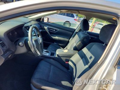 Zdjęcie 7 z 12 samochodu: 2016 NISSAN ALTIMA 2.5 SV VIN:1N4AL3AP1GC111261 - miniatura