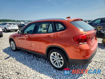 Drugie zdjęcie samochodu z przodu: 2015 BMW X1 XDRIVE28I VIN:WBAVL1C58FVY24623 - miniatura