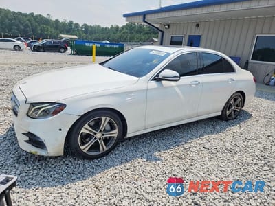 2017 MERCEDES-BENZ E 300 WDDZF4JB5HA074376 - główne zdjęcie licytacji z USA - miniatura