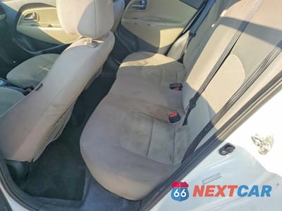 Zdjęcie 10 z 12 samochodu: 2014 KIA RIO LX VIN:KNADM4A33E6328486 - miniatura